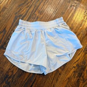 Lululemon Hot Hot High Rise short 4 inch Tall